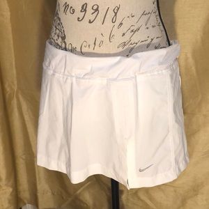 Nike White Skort, perfect for Tennis!